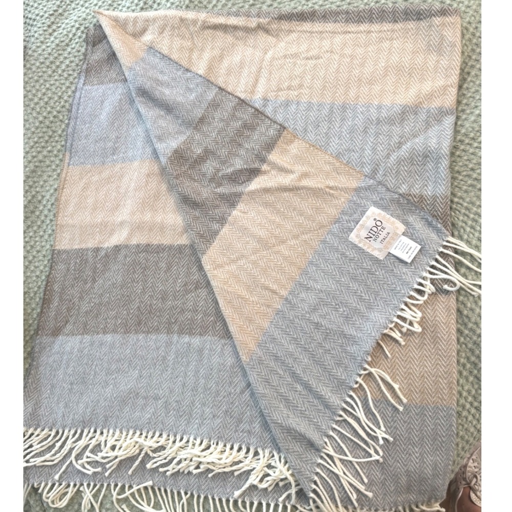 Nido Notte Italia Herringbone Soft Throw Blanket Made in Italy Grey Tan Striped.